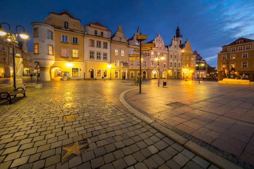 Aleja Gwiazd Polskiej Piosenki | Miasto Opole